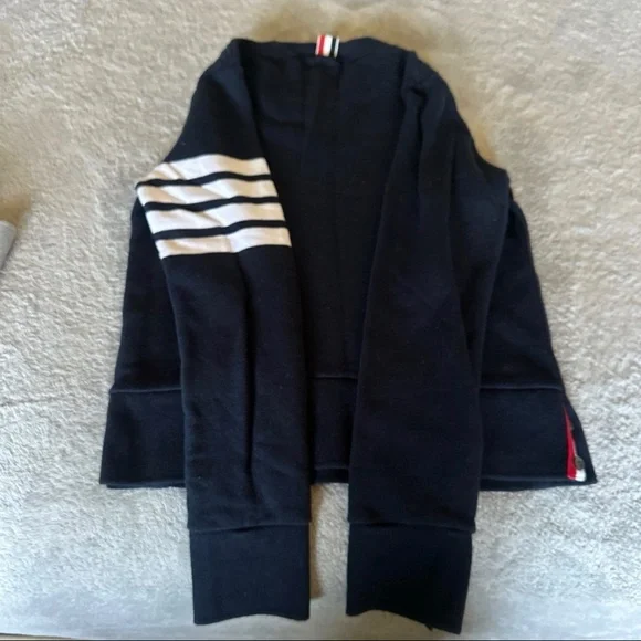 Thom Browne - Picture 2 of 2